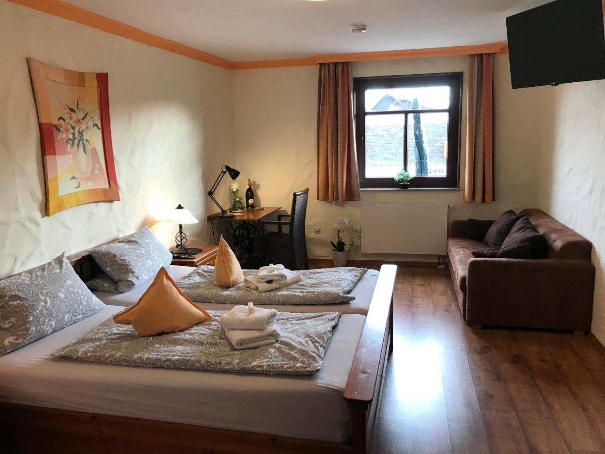 Landhotel Lindenhof Гревенброх Екстериор снимка