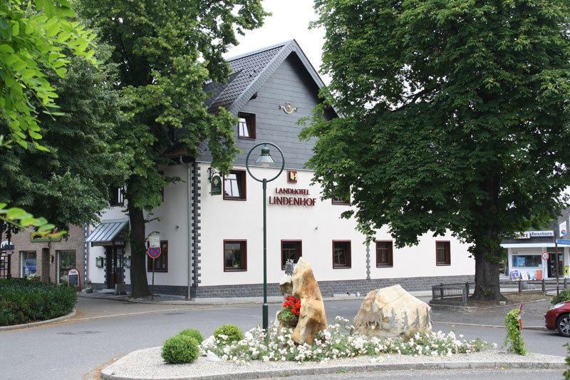 Landhotel Lindenhof Гревенброх Екстериор снимка
